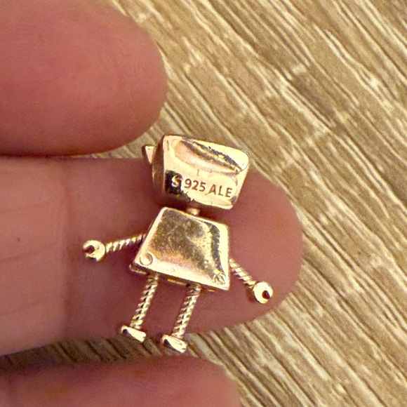 Rose Gold Robot Charm - Picture 2 of 6